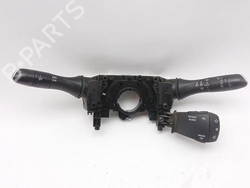Commande de phare RENAULT KADJAR (HA_, HL_) 1.6 dCi 130 (HLA4) (130 hp) 32118799