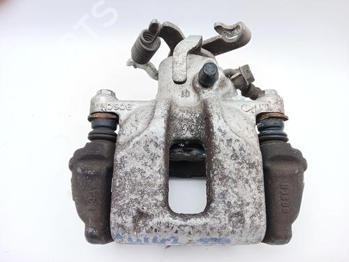 Zacisk hamulca tylnego prawego TOYOTA AURIS Estate (_E18_) 1.8 Hybrid (ZWE186_, ZWE186R, ZWE186H) | BP30728137M106