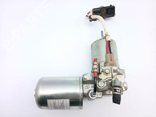 Used Brake master cylinder Brake master cylinder TOYOTA C-HR (_X1_) 1.8 Hybrid (ZYX10_, ZYX11_, ZYX10R, ZYX11R) (122 hp) 25436867 25436867