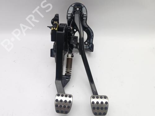 bremsepedal MERCEDES-BENZ C-CLASS (W204) C 320 CDI (204.022) (224 hp) 32732617