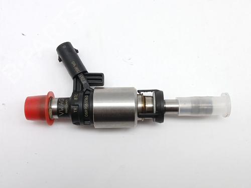 Used Injector Injector AUDI A4 B8 Avant (8K5) 1.8 TFSI quattro (160 hp) 35723704 35723704