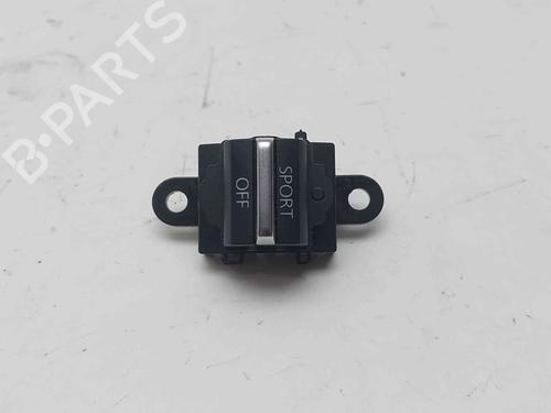 switch-mazda-cx-30-dm-2019-38624436 main image