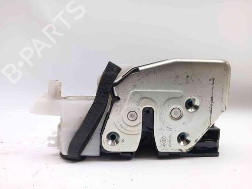 front-right-lock-kia-carens-iv-2013-40237434 main image