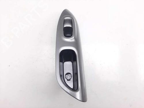 Used Left rear window switch Left rear window switch NISSAN JUKE (F15) 1.5 dCi (110 hp) 20681665 20681665