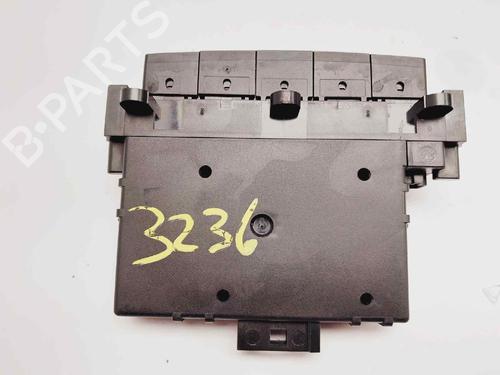 Switch MERCEDES-BENZ B-CLASS Sports Tourer (W245)  | BP15766317I30 