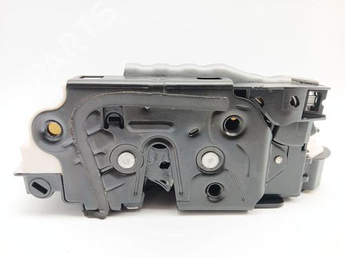 Used Front right lock VW PASSAT CC B6 (357) 2.0 TDI (163 hp) 29478497