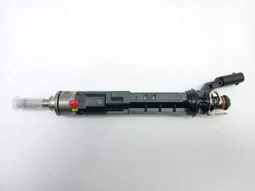 Used Injector RENAULT GRAND SCÉNIC IV (R9_) 1.3 TCe 140 (R9NB) (140 hp) 31043404