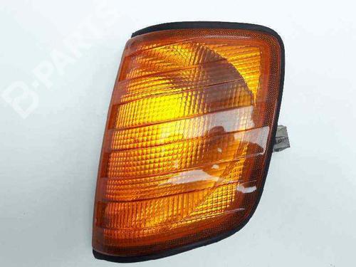 Used Left front indicator MERCEDES-BENZ 124 Saloon (W124) [1984-1993]  7990329