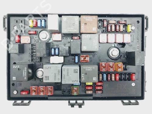 Used Fuse box Fuse box OPEL ASTRA J (P10) [2009-2016] 18909482 18909482
