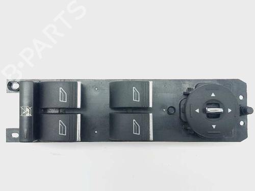Used Left front window switch Left front window switch FORD FOCUS III [2010-2020] 20685314 20685314