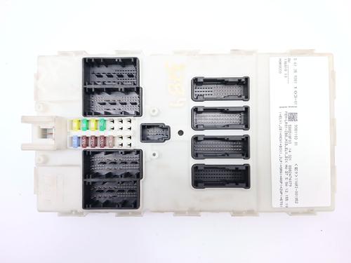 Used Fuse box Fuse box BMW 3 (F30, F80) 318 d (143 hp) 22758727 22758727