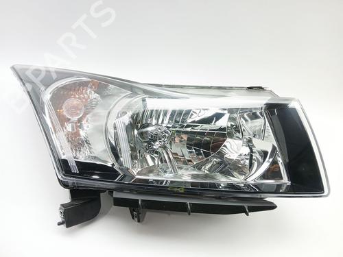 Used Right headlight Right headlight CHEVROLET CRUZE Hatchback (J305) 1.6 (124 hp) 30910926 30910926