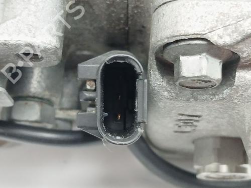 AC compressor BMW 5 Touring (E61) 523 i | BP31926739M34 - Image 4