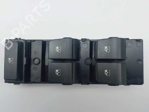 Used Left front window switch Left front window switch HYUNDAI i30 (PDE, PD, PDEN) 2.0 N (250 hp) 20685221 20685221
