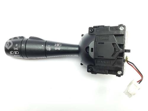 Used Headlight switch RENAULT CLIO IV (BH_) [2012-2021]  19504991