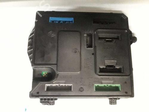 Used Fuse box Fuse box RENAULT FLUENCE (L3_) 1.5 dCi (L30D, L30L, L306, L33F, L33L, L33M, L33V, L33W) (110 hp) 6593555 6593555
