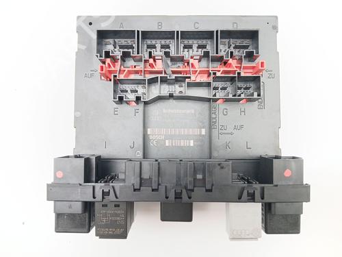 Used Fuse box AUDI A3 Sportback (8PA) 2.0 TDI 16V (140 hp) 29478487