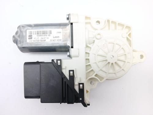 Right rear window motor SEAT LEON (1P1) 1.4 TSI | BP25868552E22 - Image 4