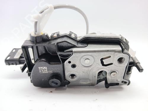 rear-left-lock-citroen-c4-cactus-2014-23210229 main image