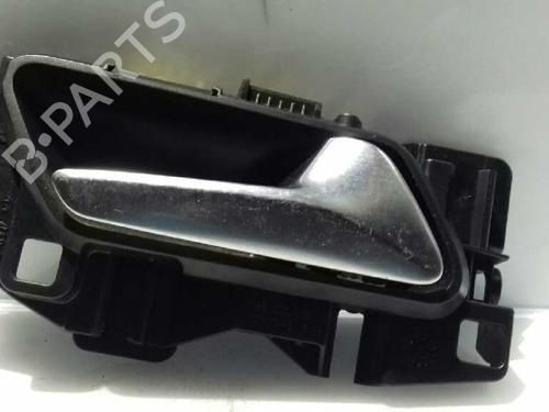 Used Rear right interior door handle Rear right interior door handle PEUGEOT 308 II (LB_, LP_, LW_, LH_, L3_) 1.6 HDi / BlueHDi 115 (115 hp) 3213802 3213802