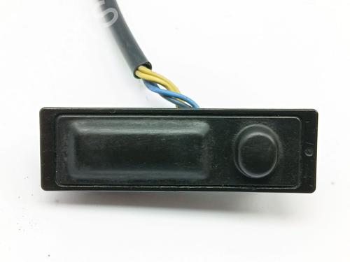 Used Tailgate handle RENAULT KADJAR (HA_, HL_) 1.2 TCe 130 (HLMR) (130 hp) 23410003