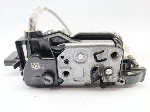 front-left-lock-citroen-c4-cactus-2014-23210227 main image