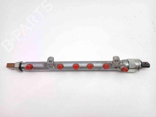 Used Injection rail Injection rail 38051054 38051054