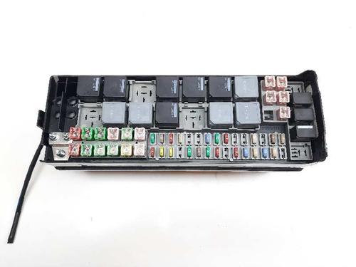 Used Fuse box Fuse box 8415907 8415907