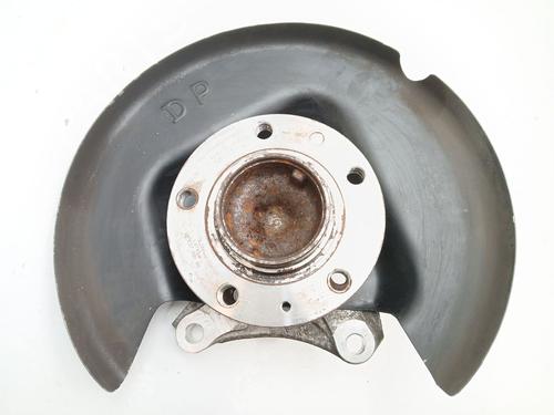 Used Right rear steering knuckle Right rear steering knuckle PEUGEOT 308 II (LB_, LP_, LW_, LH_, L3_) 1.6 BlueHDi 120 (120 hp) 23256468 23256468