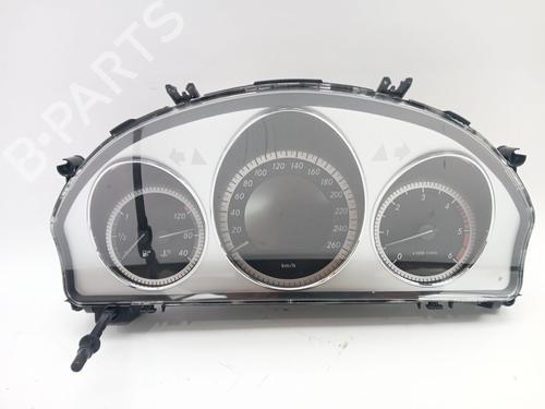 Used Instrument cluster Instrument cluster MERCEDES-BENZ C-CLASS (W204) C 320 CDI (204.022) (224 hp) 32732606 32732606