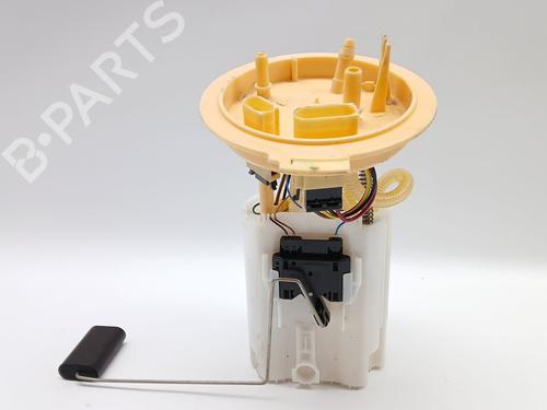 Used Fuel pump Fuel pump AUDI A3 Sportback (8YA, 8YF) 35 TDI (150 hp) 35962430 35962430