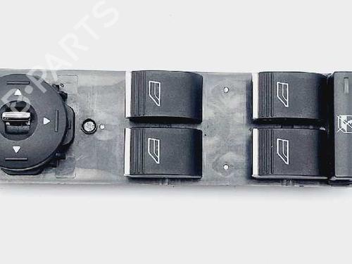 Used Left front window switch Left front window switch FORD FOCUS III [2010-2020] 20684409 20684409