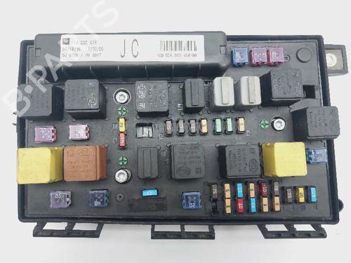 Used Fuse box OPEL ASTRA H (A04) [2004-2014]  17629007