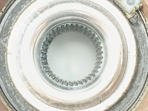 Venstre hjullejehus spindel VW TOUAREG (7LA, 7L6, 7L7) 2.5 R5 TDI | BP29505714M27 