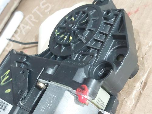 Right rear window motor AUDI A4 B6 (8E2) 1.9 TDI | BP9259979E22