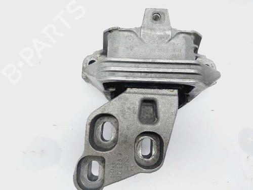 Used Engine mount Engine mount MERCEDES-BENZ B-CLASS Sports Tourer (W246, W242) B 180 CDI / d (246.212) (109 hp) 19175973 19175973