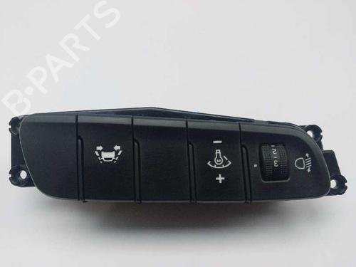 Used Switch Switch HYUNDAI i30 (PDE, PD, PDEN) 2.0 N (250 hp) 20685224 20685224