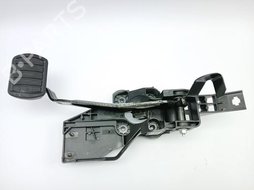 Used Break pedal CITROËN C5 AIRCROSS (A_) 1.2 PureTech 130 (ARHNSJ) (131 hp) 22196449