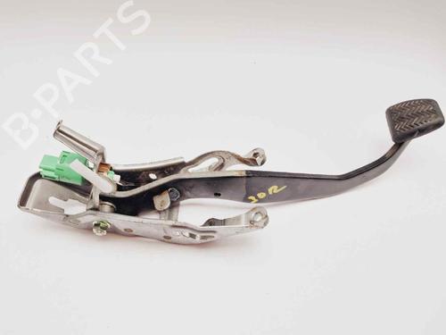 Used Clutch pedal TOYOTA VERSO (_R2_) [2009-2018]  20683887