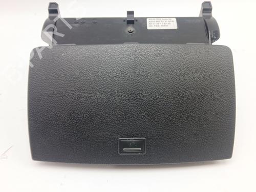 Used Display monitor Display monitor MERCEDES-BENZ C-CLASS (W204) C 320 CDI (204.022) (224 hp) 32732616 32732616