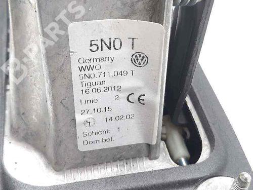 Gear lever AUDI Q3 (8UB, 8UG) 2.0 TDI | BP9042626M90 