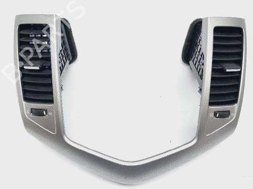 Used Air vent Air vent CHEVROLET CRUZE (J300) [2009-2026] 18832762 18832762