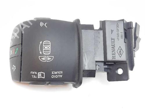Used Switch RENAULT SCÉNIC III (JZ0/1_) 1.4 16V (JZ0F, JZ1V) (131 hp) 20679274