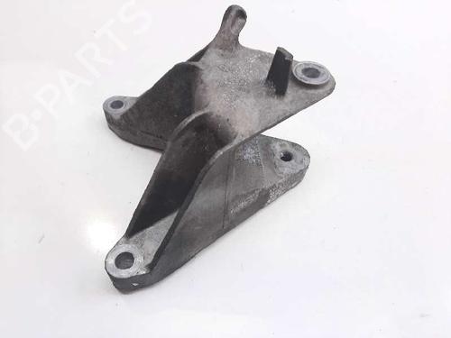 Used Engine mount Engine mount OPEL ASTRA J Sports Tourer (P10) 1.7 CDTI (35) (125 hp) 9261398 9261398