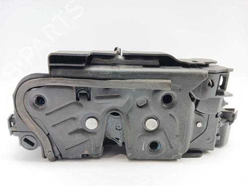 front-right-lock-vw-caddy-alltrack-iv-box-bodympv-saa-2015-2016-2017-2018-2019-2020-25900911 main image