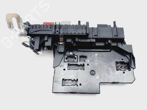 Used Fuse box Fuse box 17921172 17921172