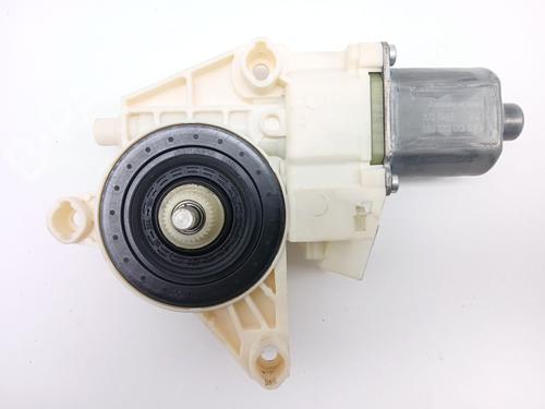 Used Right front window motor MERCEDES-BENZ A-CLASS (W176) A 200 CDI / d (176.008) (136 hp) 30909512