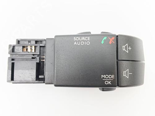 switch-dacia-dokker-box-bodympv-2012-2013-2014-2015-2016-2017-2018-2019-2020-2021-24683749 main image