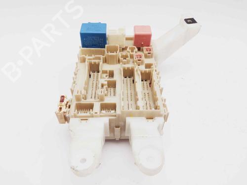 Used Fuse box Fuse box 15209399 15209399