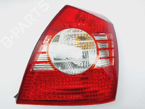 Høyre baklys Høyre baklys HYUNDAI ELANTRA III Saloon (XD) 1.6 (107 hp) 20686119 20686119